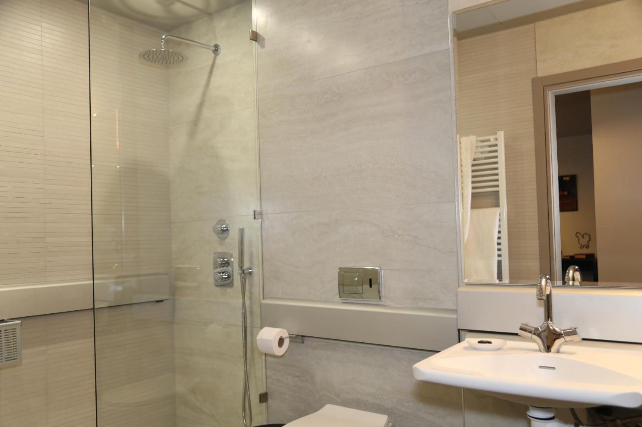 Rooster Suites Athén Kültér fotó