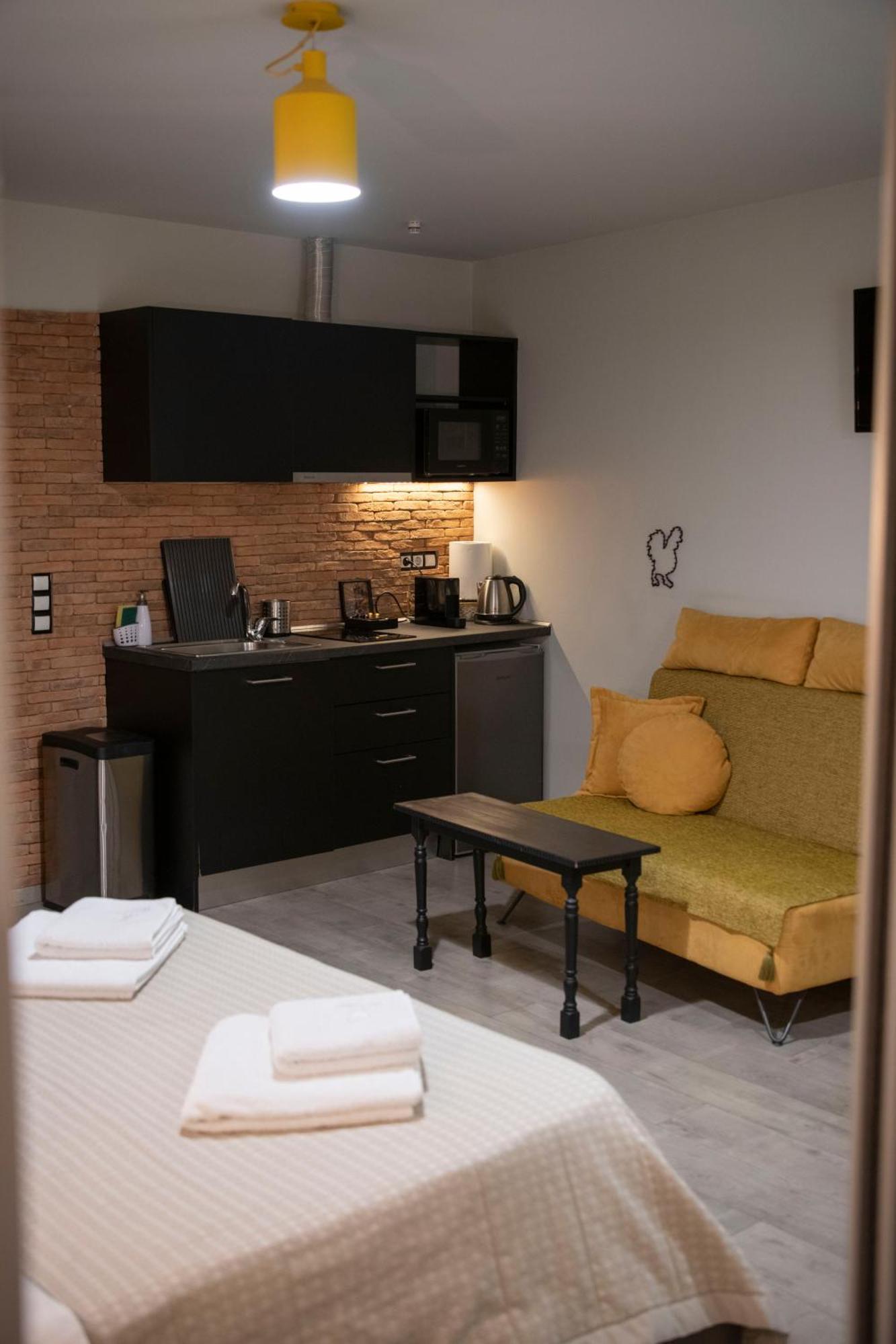 Rooster Suites Athén Kültér fotó